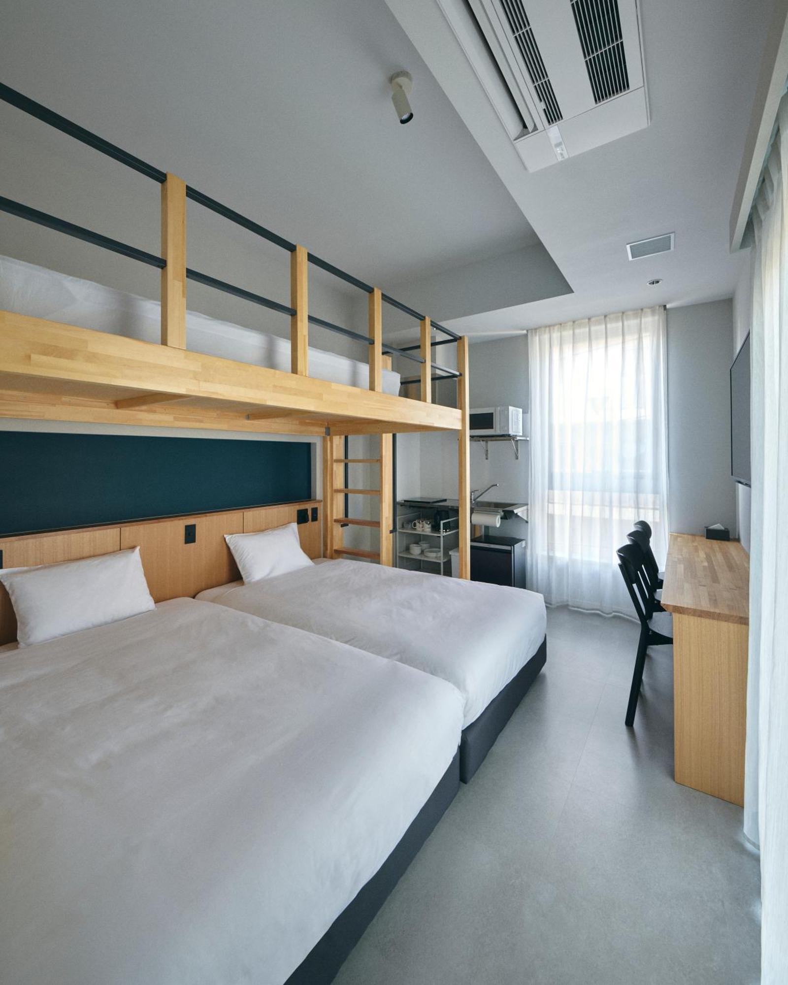 Отель Da Haus Shinjuku Токио Экстерьер фото